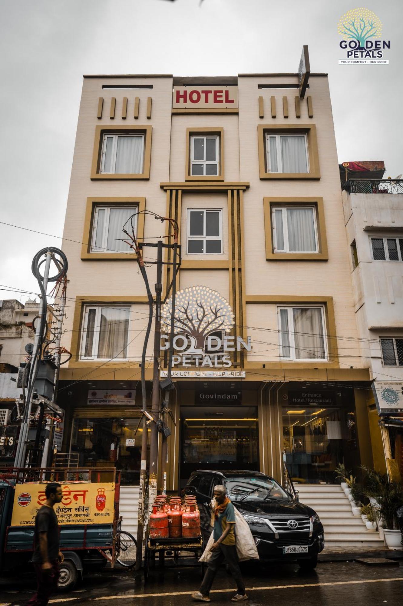 Hotel Golden Petals Варанасі Екстер'єр фото