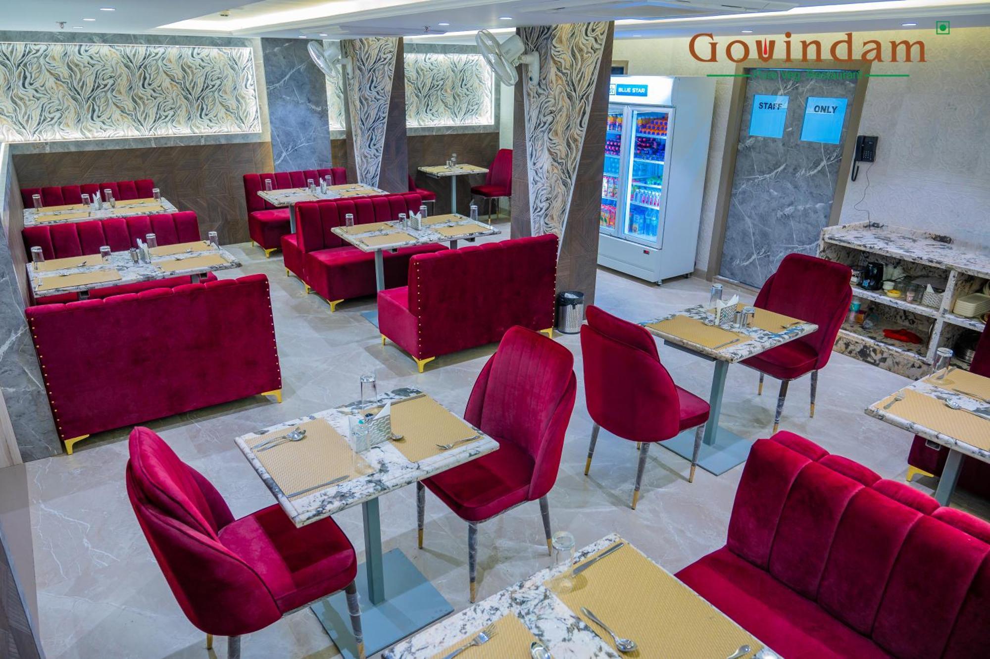 Hotel Golden Petals Варанасі Екстер'єр фото